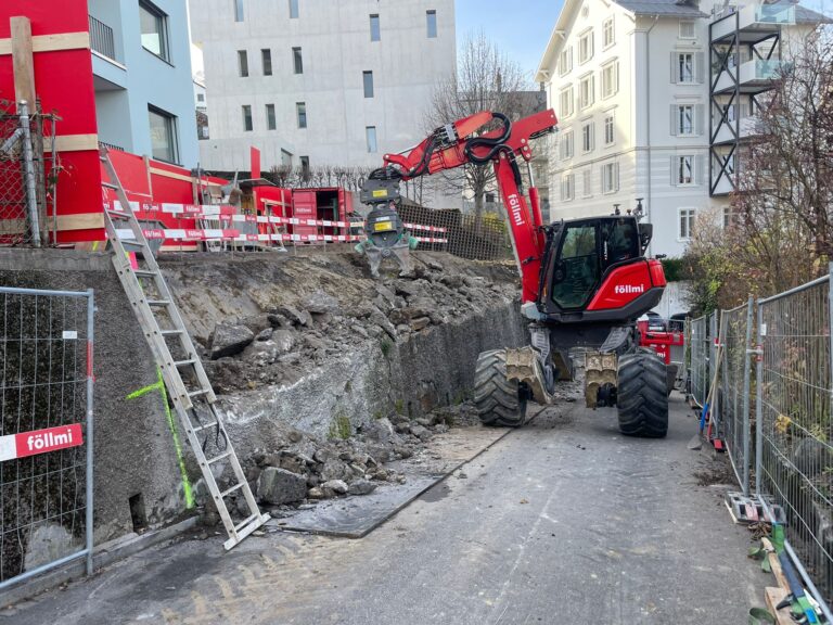 Horgen, Glärnischstrasse 3, Strassenverbreiterung & Hangsicherung für zusätzliche Parkplätze